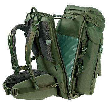 Hunting backpack with rifle pocket